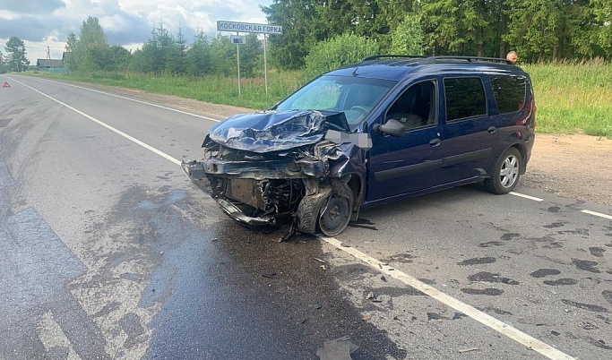 В ДТП в Тверской области пострадал 21-летний водитель «Газели»