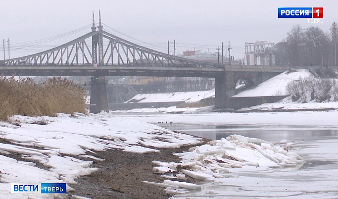  Жителей Тверской области предупредили об опасности весеннего льда