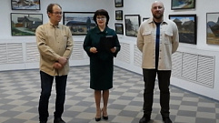 Костромские художники представили в Вышнем Волочке выставки о русском Севере