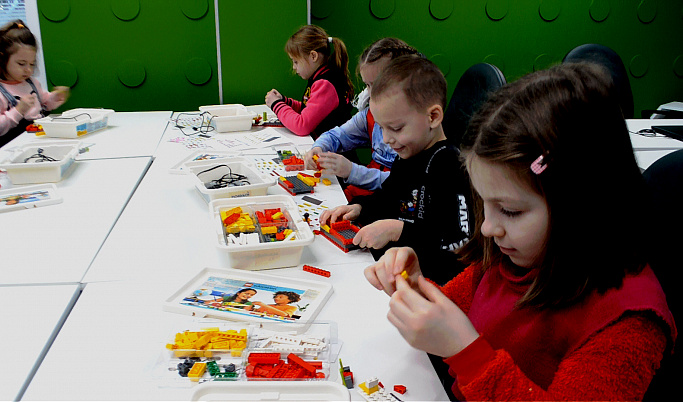 В Твери в детском технопарке «Кванториум» прошли мастер-классы для дошкольников