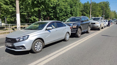 3 автомобиля столкнулись «паровозиком» в Твери