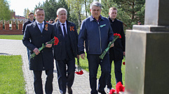 Представители Казахстана почтили память воинов-земляков, павших в Тверской области в годы войны