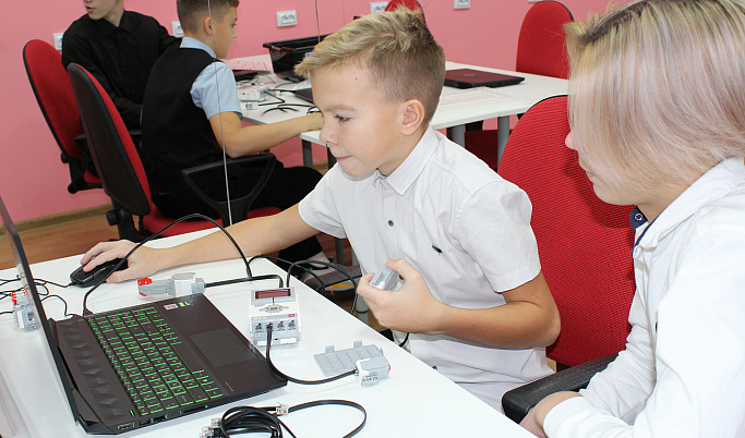 Более 65 тысяч детей в Тверской области охвачены IT-образованием и творчеством