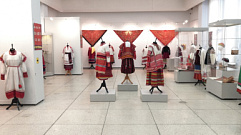 В Тверь из Рязани привезли уникальную коллекцию народных костюмов
