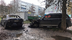 Ночью в Торжке горели три автомобиля
