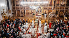 В храмах Тверской области проходят праздничные пасхальные богослужения