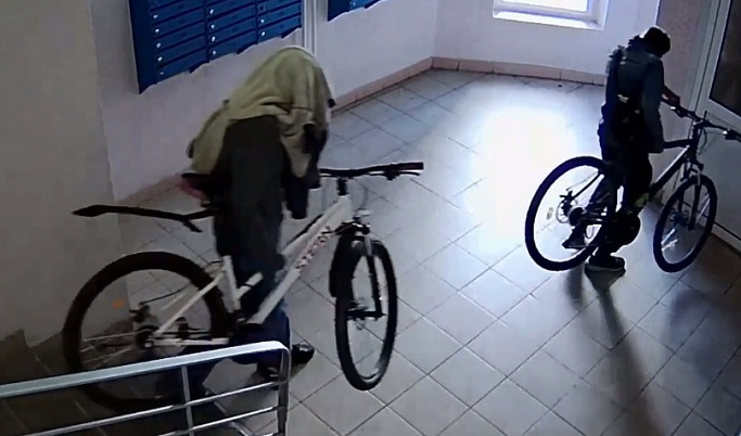 В Твери задержали наркоманов, воровавших велосипеды из подъездов
