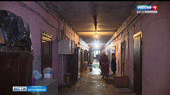 Жители горевшей «морозовской казармы» в Твери жалуются на запах гари 