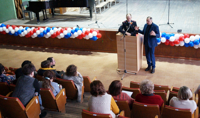 В Тверской области полицейские проводят с педагогами антинаркотические мероприятия