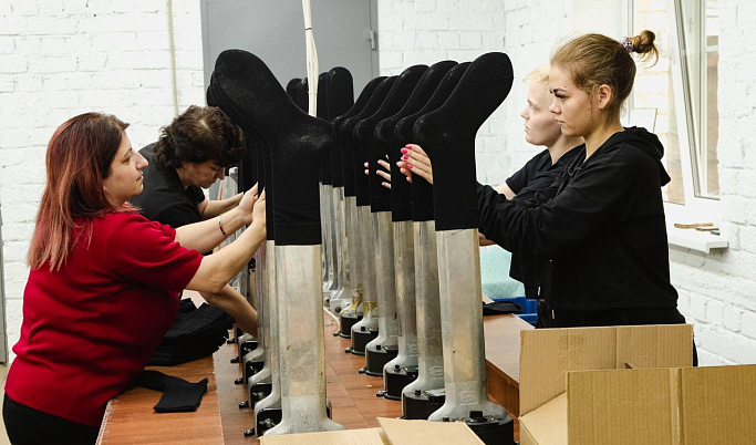 Кимрское предприятие начало выпускать утепленные носки для военнослужащих