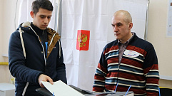 Тверитянин, которому сегодня исполнилось 18 лет, проголосовал на выборах Президента РФ