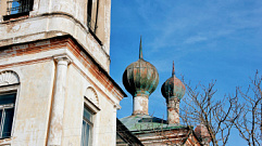 В Торжке освятили кресты храма XVII века постройки