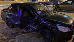 В ДТП на площади Терешковой в Твери пострадал водитель «Логана»