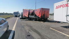 Житель Тверской области погиб при столкновении грузовиков