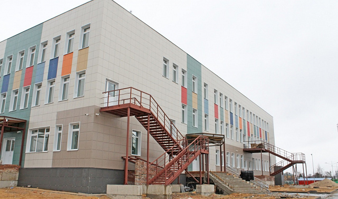 Новую школу в «Юности» в Твери планируют сдать летом