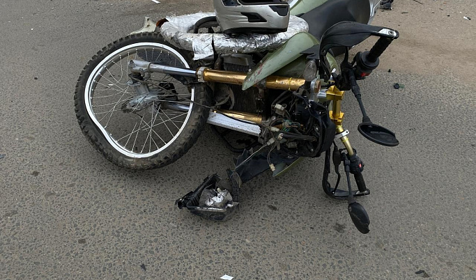 Мотоциклист получил травмы разной степени тяжести в ДТП во Ржеве