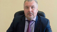 Игорь Руденя поздравил с юбилеем главу Калининского района Андрея Зайцева