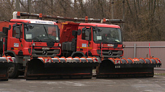 185 машин работает на расчистке от снега на дорогах Тверской области