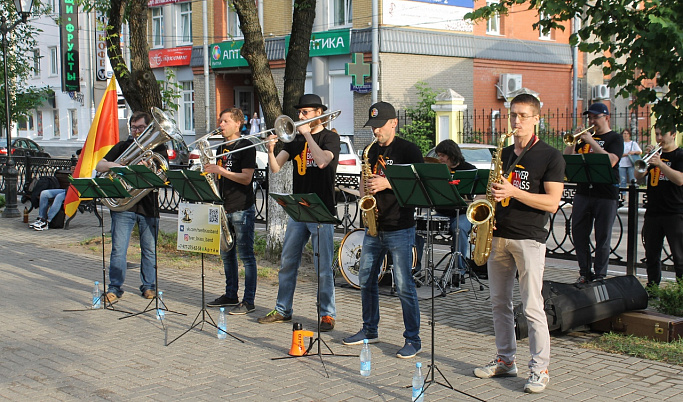 В Тверской области в честь принятия поправок в Конституцию РФ устроили концерты