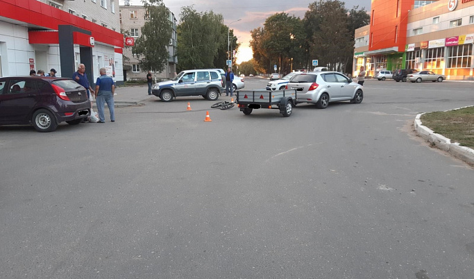 В Тверской области под колеса автомобиля попал 7-летний велосипедист