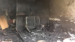 Следователи выясняют причину пожара в жилом доме, где погибли два жителя Тверской области