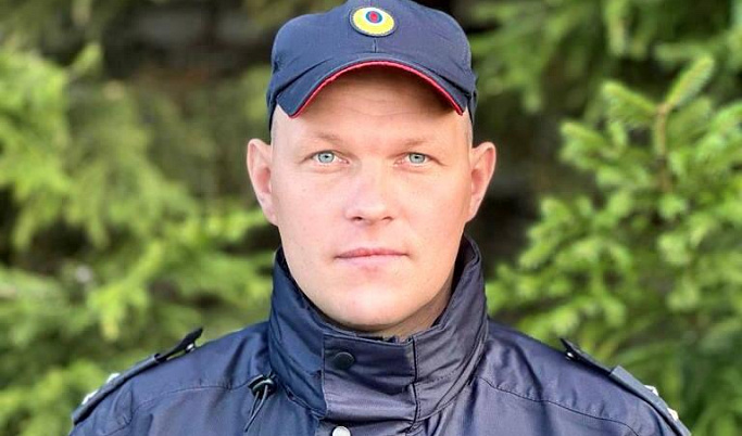 Ивана Егорова из Бологовского района выбрали народным полицейским региона
