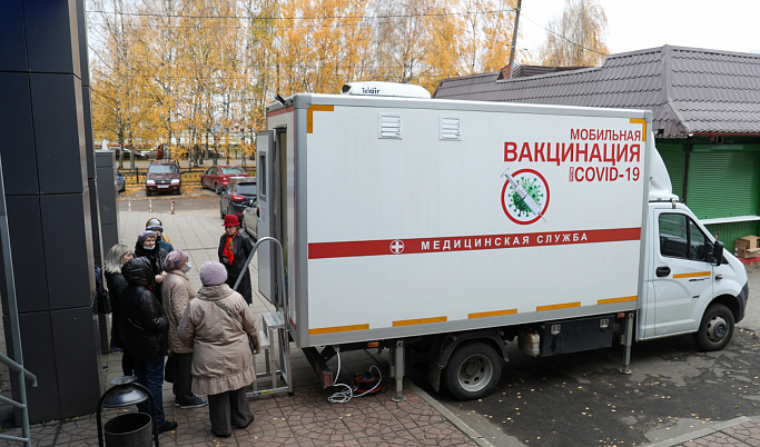 Около 1000 жителей Тверской области привились в мобильных пунктах вакцинации