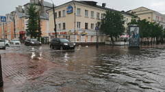 После дождя в Твери затопило ряд улиц