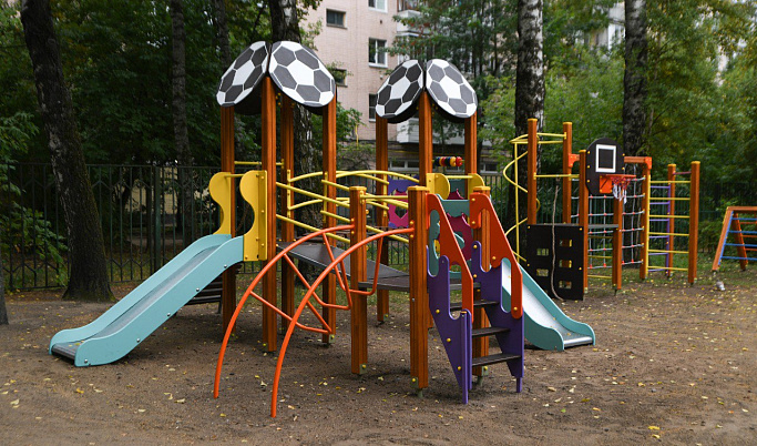 По поручению Игоря Рудени в детском саду №104 в Твери установили новую игровую площадку