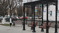 Сломавшиеся качели на бульваре Радищева в Твери сняли для ремонта
