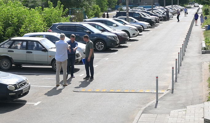 В Твери в рамках ППМИ отремонтировали двор на улице Склизкова