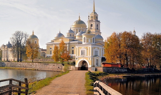 Осенью туристы со всей России едут в Осташков