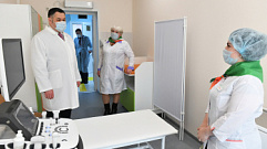 Игорь Руденя проинспектировал работу новой детской поликлиники в Твери