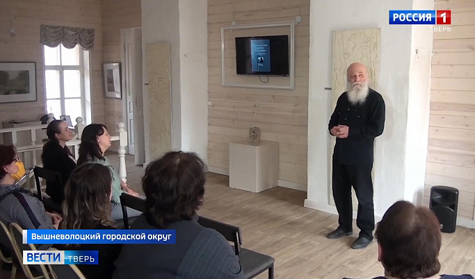 В музейно-культурном комплексе «Усадебный дом Милюковых» открылась выставка Сергея Комкина