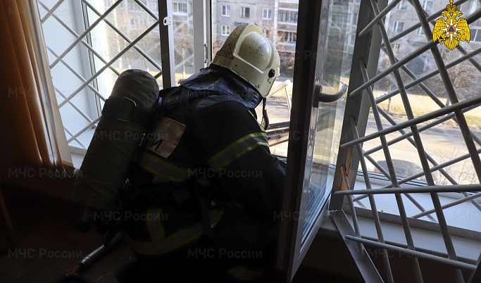 В Твери спасатели потушили «пожар» в областном архиве