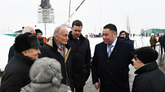 Игорь Руденя и фронтовики приняли участие в мероприятии по установке центрального монумента Ржевского мемориала