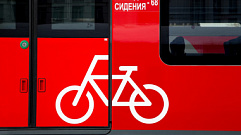 Жителям Тверской области рассказали, в какое время в электричках можно бесплатно провозить велосипеды