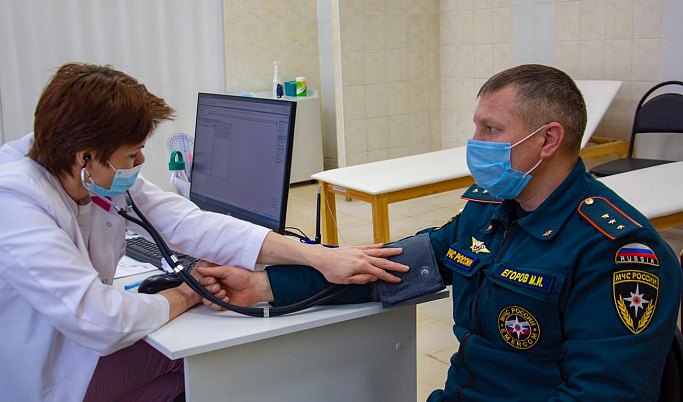 В Тверской области почти все сотрудники МЧС сделали прививку против коронавируса