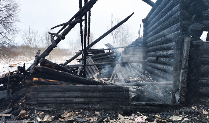 57-летний мужчина погиб на пожаре в Тверской области