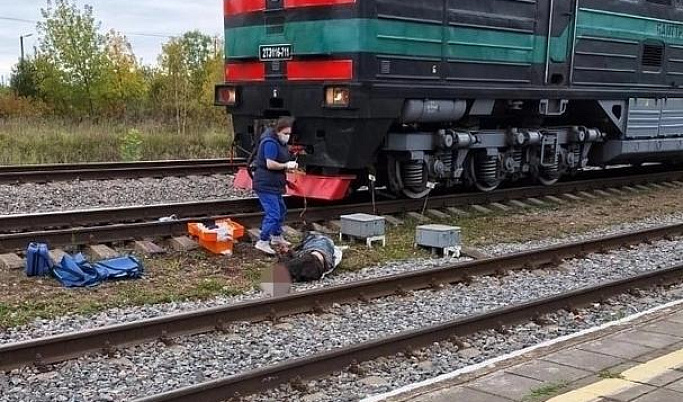 Во Ржеве поезд отрезал ногу мужчине