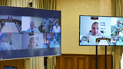 Игорь Руденя поздравил соцработников с профессиональным праздником в режиме видеоконференцсвязи
