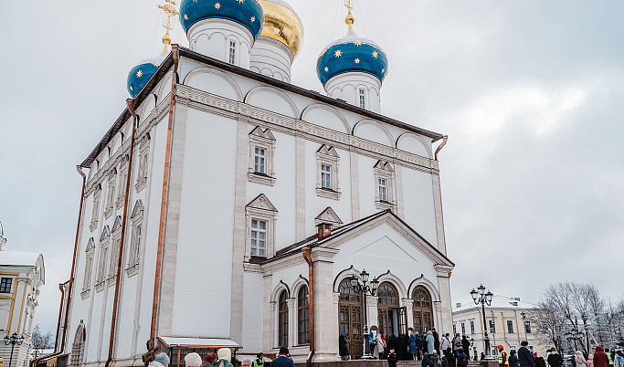 В столице Верхневолжья в день Казанской иконы Божией Матери прошел Крестный ход