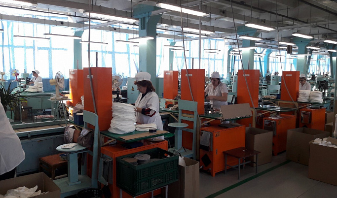 Из-за коронавируса на фабрике в Кимрах перевыполняют план по изготовлению респираторов 