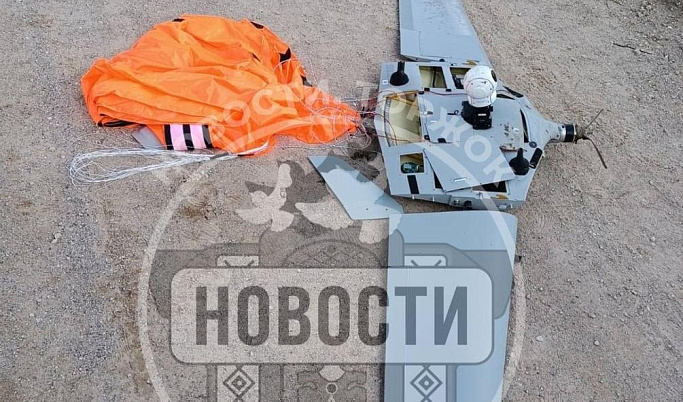 Беспилотник с видеокамерой упал в Тверской области