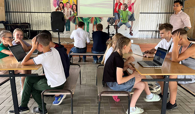В летних лагерях Тверской области детей знакомят с основами 3D-моделирования