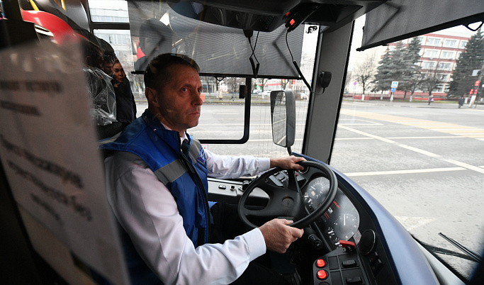 В Твери «новогодний автобус» завершает работу