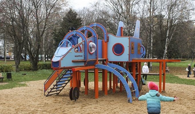В Твери в парке Победы появился новый детский игровой комплекс