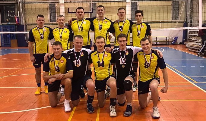Студенты тверского Политеха стали чемпионами области по волейболу