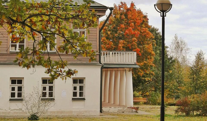 Жителей и гостей Тверской области приглашают посетить «Сиреневое Домотканово»