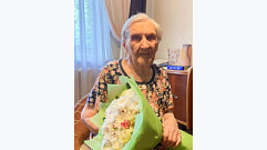 В Тверской области свое 101-летие отмечает ветеран Алевтина Постнова